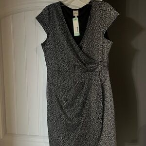 Elegant Black and White Women's Dress! Brand new!